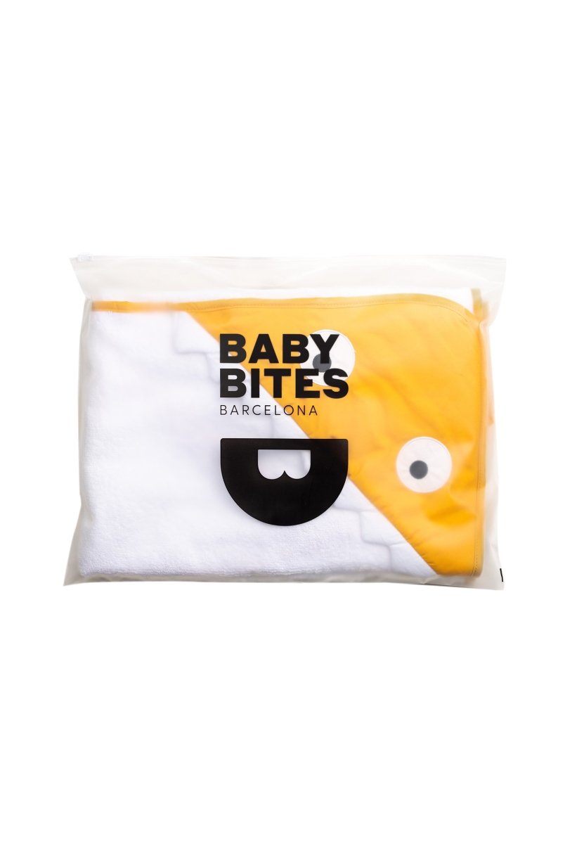 サメのテールタオル - BABY BITES JAPAN（ベイビーバイツジャパン）