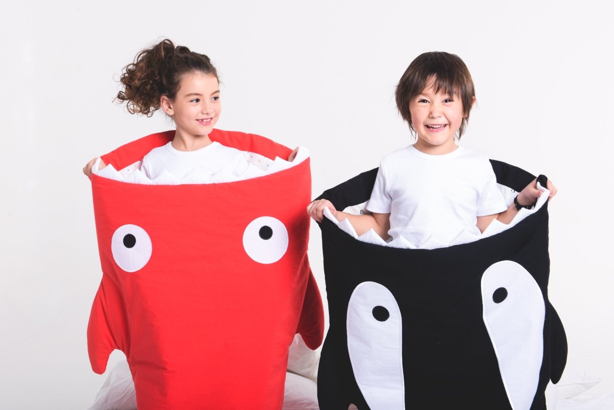 サメのスリーピングバッグ for キッズ（2–6歳） - BABY BITES JAPAN（ベイビーバイツジャパン）