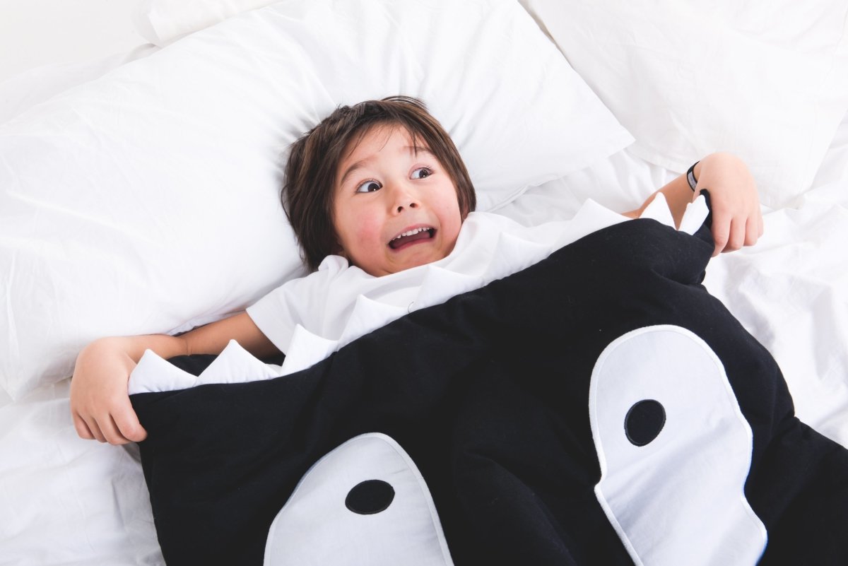 サメのスリーピングバッグ for キッズ（2–6歳） - BABY BITES JAPAN（ベイビーバイツジャパン）